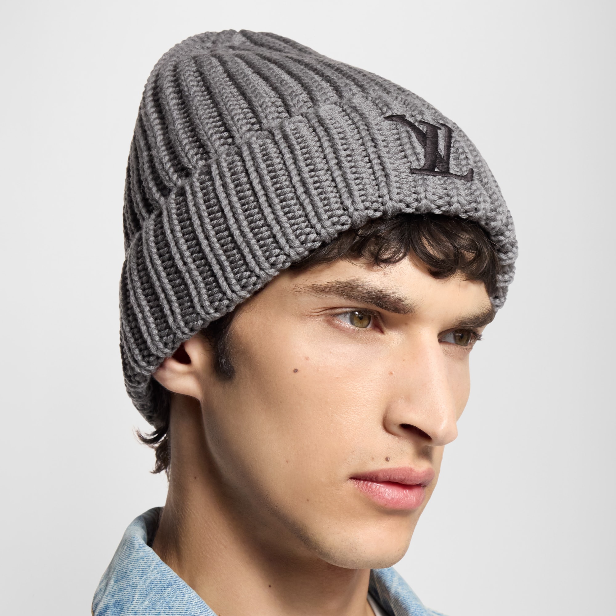 Only LV Beanie S00 - Holiday Gifts for Him | LOUIS VUITTON